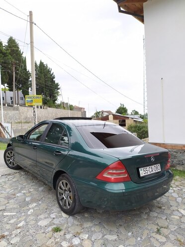 Mercedes C 200 2001, 334,291 km - 2.0 l - Şəki