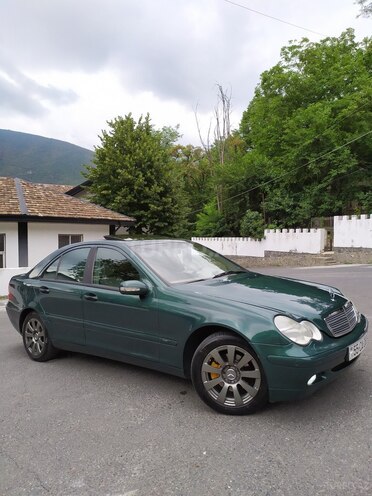 Mercedes C 200 2001, 334,291 km - 2.0 l - Şəki