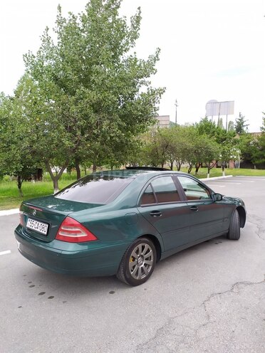 Mercedes C 200 2001, 334,291 km - 2.0 l - Şəki