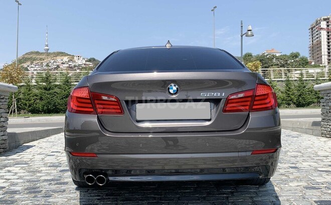 BMW 528 2011, 217,000 km - 3.0 l - Bakı