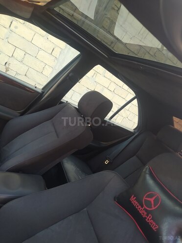 Mercedes E 230 1996, 400,000 km - 2.3 л - Bakı