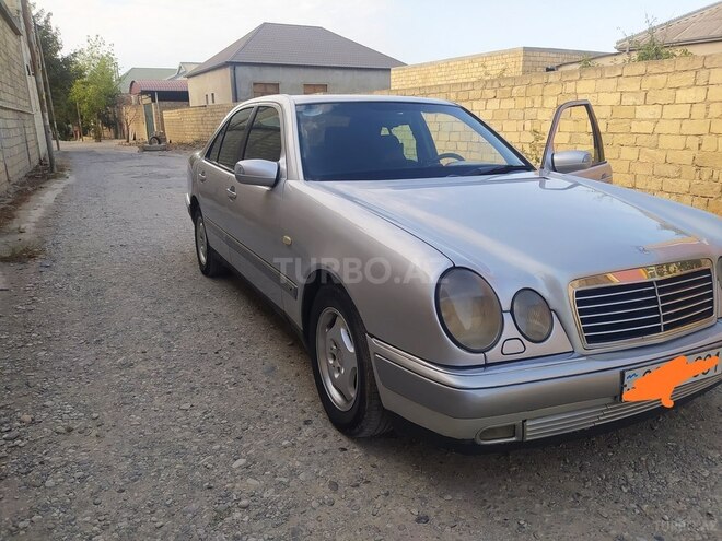 Mercedes E 230 1996, 400,000 km - 2.3 л - Bakı