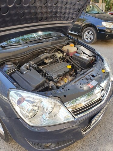 Opel Astra 2009, 132,000 km - 1.4 l - Bakı