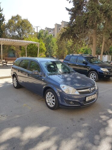 Opel Astra 2009, 132,000 km - 1.4 l - Bakı