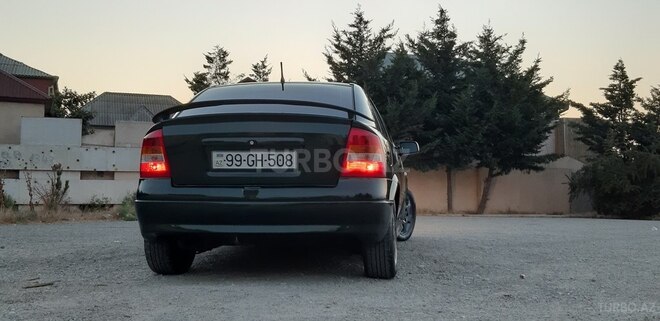 Opel Astra 1998, 350,000 km - 2.0 l - Bakı