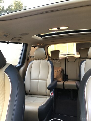 Kia Carnival 2015, 45,000 km - 3.3 l - Bakı