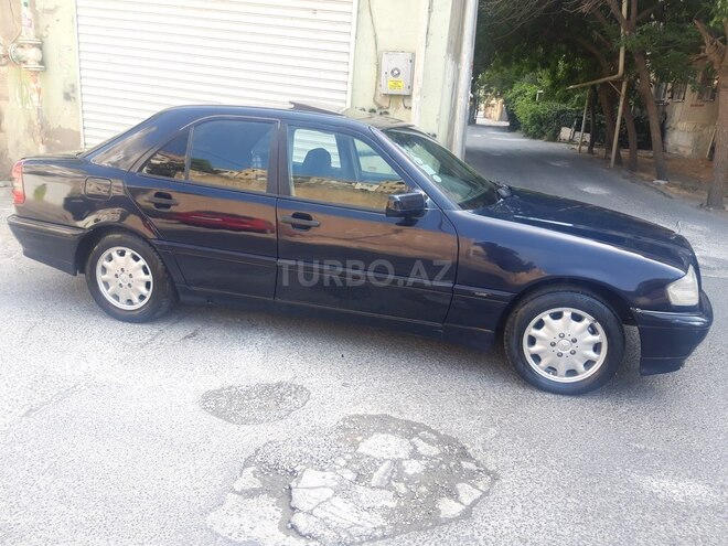Mercedes C 180 1997, 235,000 km - 1.8 л - Bakı