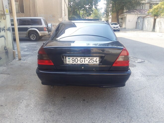 Mercedes C 180 1997, 235,000 km - 1.8 л - Bakı