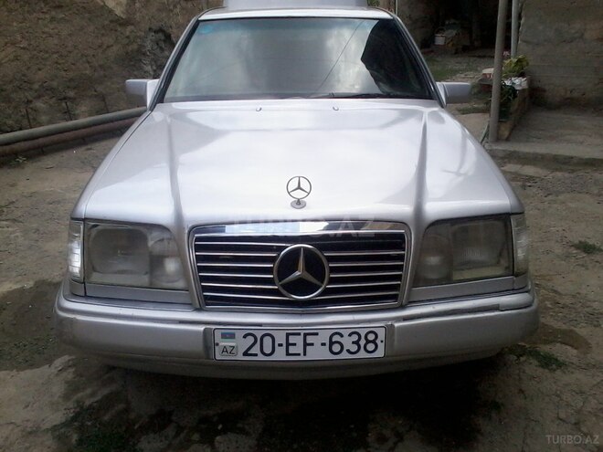 Mercedes E 230 1989, 352,275 km - 2.3 l - Gəncə