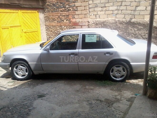 Mercedes E 230 1989, 352,275 km - 2.3 l - Gəncə