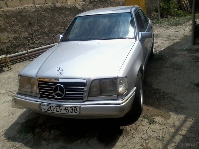 Mercedes E 230 1989, 352,275 km - 2.3 l - Gəncə