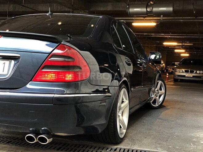 Mercedes E 240 2002, 227,000 km - 2.6 l - Bakı