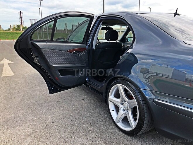Mercedes E 240 2002, 227,000 km - 2.6 l - Bakı