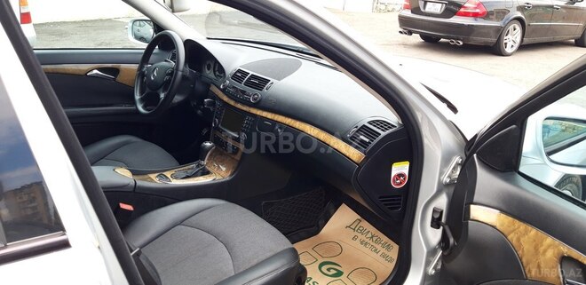 Mercedes E 220 2006, 380,000 km - 2.2 л - Bakı
