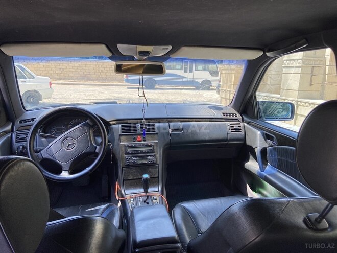 Mercedes E 200 1998, 329,000 km - 2.0 l - Bakı