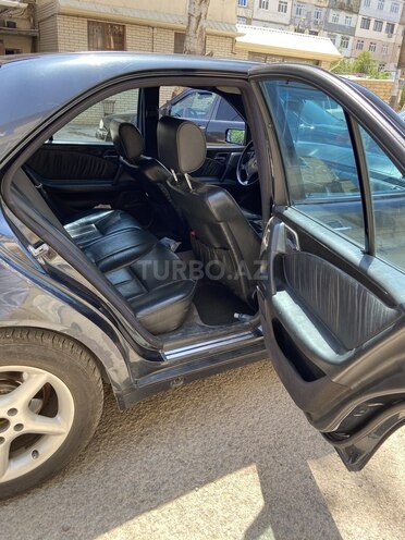 Mercedes E 200 1998, 329,000 km - 2.0 l - Bakı