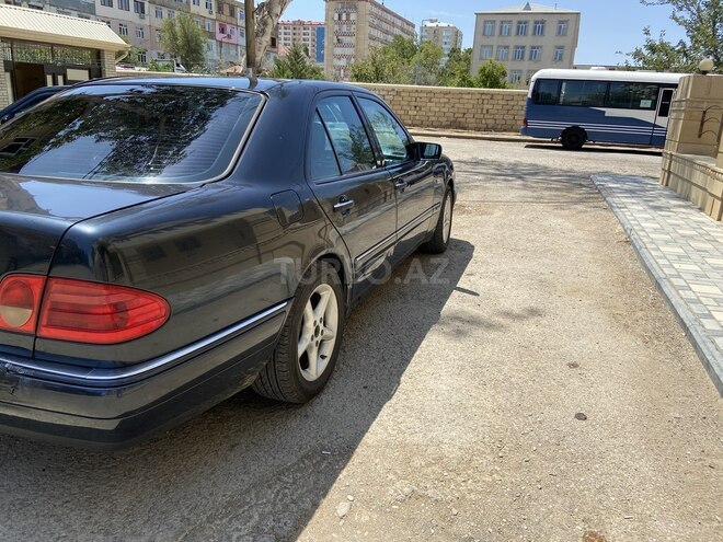 Mercedes E 200 1998, 329,000 km - 2.0 l - Bakı