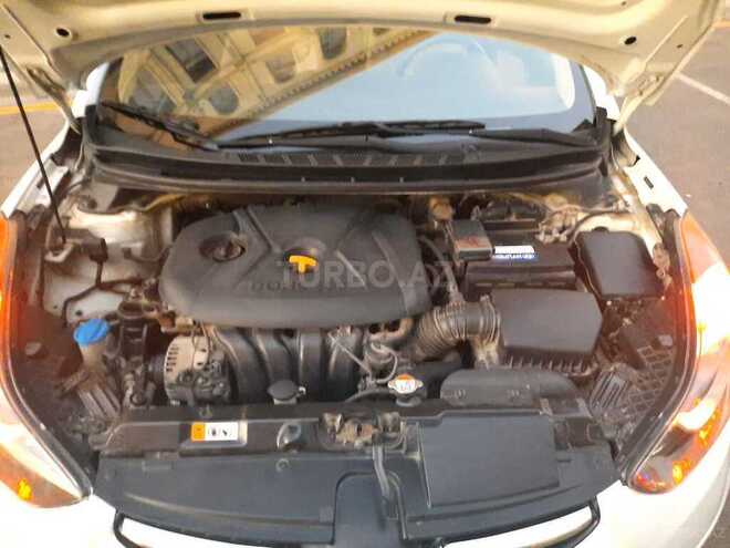 Hyundai Elantra 2013, 120,000 km - 1.8 л - Bakı