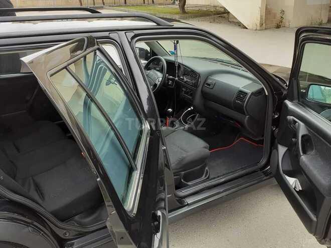 Volkswagen Golf 1994, 55,000 km - 1.8 l - Bakı
