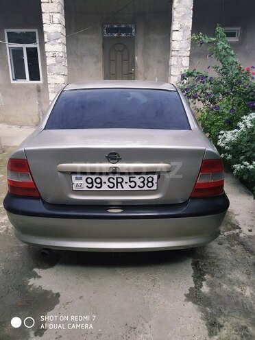 Opel Vectra 1996, 303,000 km - 1.4 л - Bakı