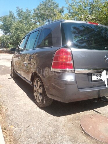 Opel Zafira 2007, 235,000 km - 1.8 л - Bakı