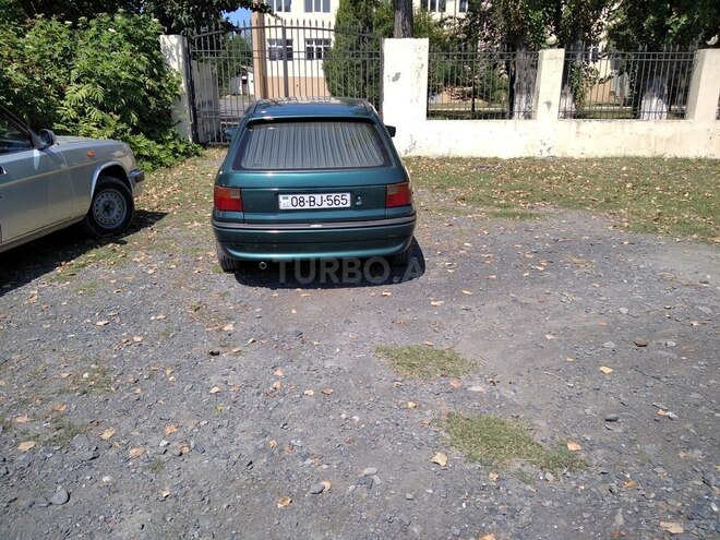 Opel Astra 1998, 295,000 km - 1.5 l - Balakən
