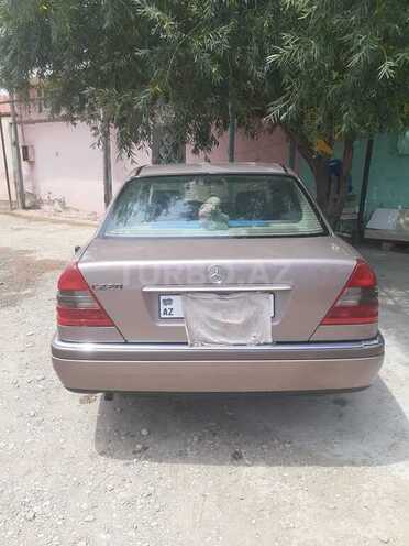 Mercedes C 220 1994, 383,000 km - 2.2 l - Bakı