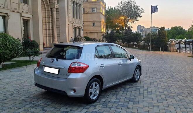 Toyota Auris 2010, 61,000 km - 1.8 l - Bakı