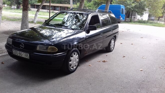 Opel Astra 1994, 28,100 km - 1.6 l - Mingəçevir