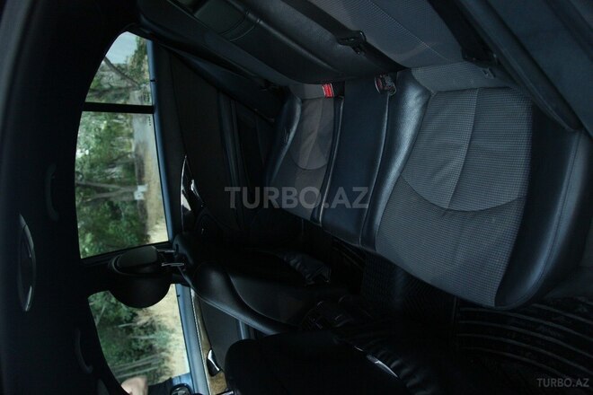 Mercedes E 220 2006, 415,000 km - 2.2 л - Bakı