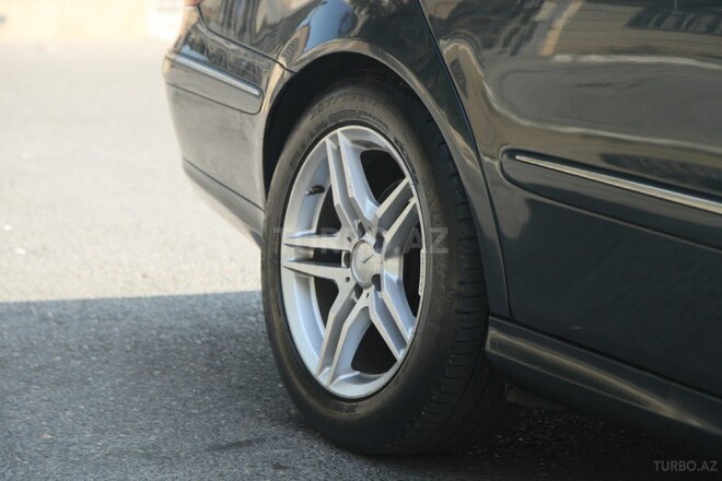 Mercedes E 220 2006, 415,000 km - 2.2 л - Bakı