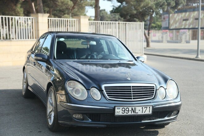 Mercedes E 220 2006, 415,000 km - 2.2 л - Bakı