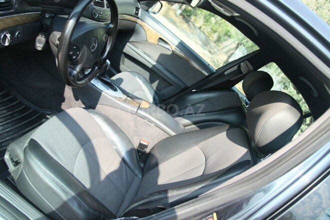 Mercedes E 220 2006, 415,000 km - 2.2 л - Bakı