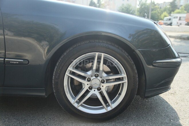 Mercedes E 220 2006, 415,000 km - 2.2 л - Bakı