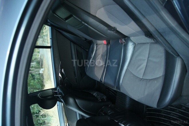 Mercedes E 220 2006, 415,000 km - 2.2 л - Bakı