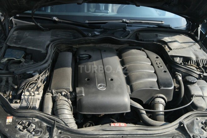 Mercedes E 220 2006, 415,000 km - 2.2 л - Bakı