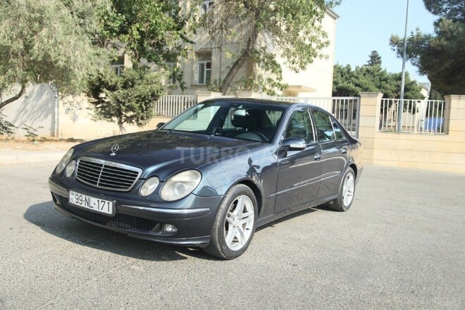 Mercedes E 220 2006, 415,000 km - 2.2 л - Bakı