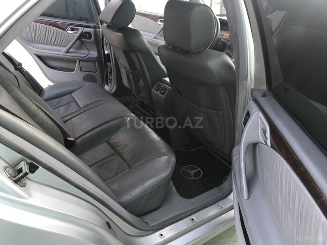 Mercedes E 270 1999, 437,000 km - 2.7 л - Bakı