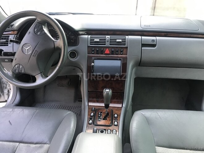 Mercedes E 270 1999, 437,000 km - 2.7 л - Bakı