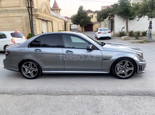 Mercedes  2009, 117,000 km - 6.2 l - Bakı