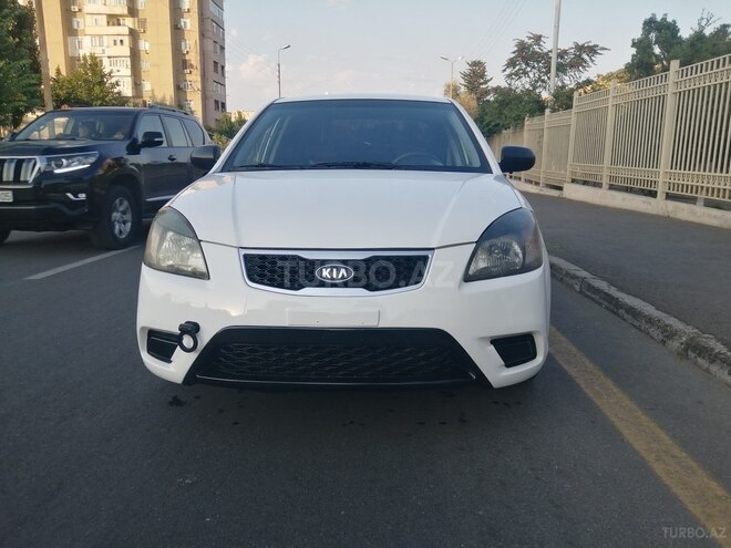 Kia Rio 2011, 636,000 km - 1.4 l - Bakı