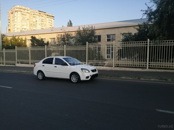 Kia Rio 2011, 633,000 km - 1.4 l - Bakı