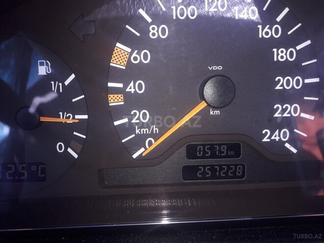 Mercedes C 180 1998, 257,000 km - 1.8 l - Şəmkir