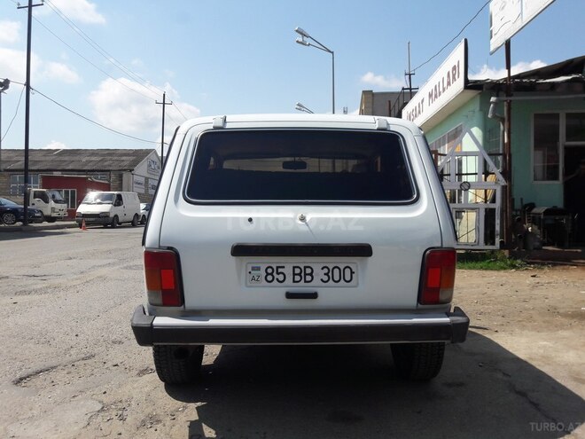 LADA (VAZ) Niva 2001, 104,000 km - 1.7 l - Qusar