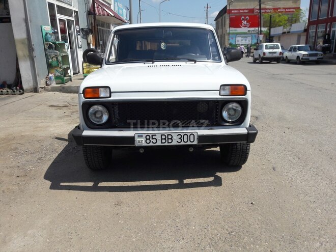 LADA (VAZ) Niva 2001, 104,000 km - 1.7 l - Qusar