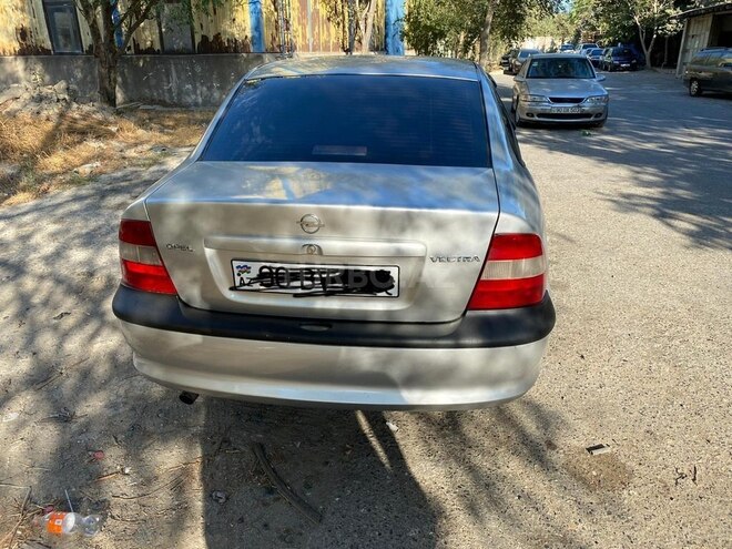Opel Vectra 1997, 320,000 km - 1.8 l - Bakı