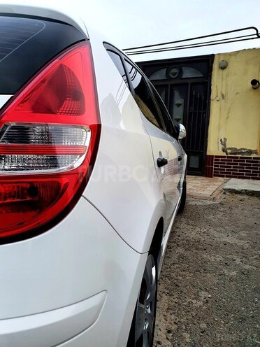 Hyundai i30 2011, 169,000 km - 1.6 л - Bakı