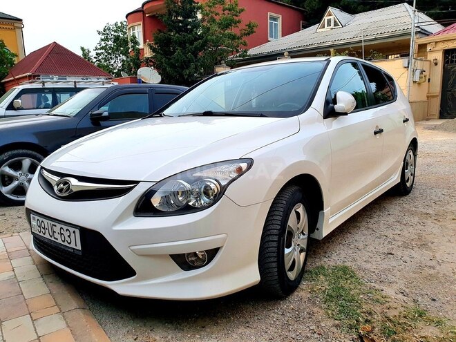 Hyundai i30 2011, 169,000 km - 1.6 л - Bakı