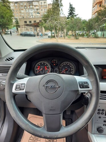 Opel Astra 2009, 183,000 km - 1.4 l - Bakı