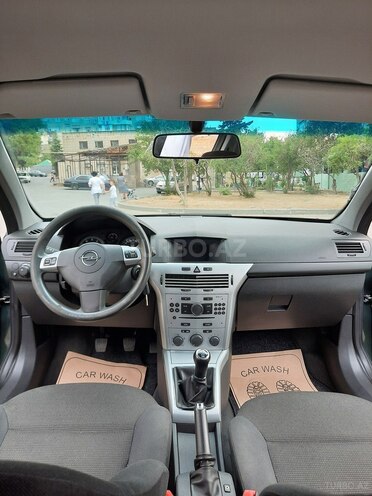 Opel Astra 2009, 183,000 km - 1.4 l - Bakı